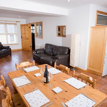 Kilkee Townhouse By Trident Holiday Homes Eksteriør bilde