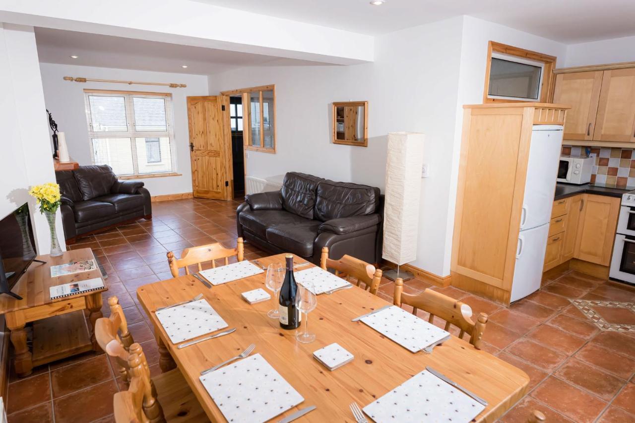 Kilkee Townhouse By Trident Holiday Homes Eksteriør bilde