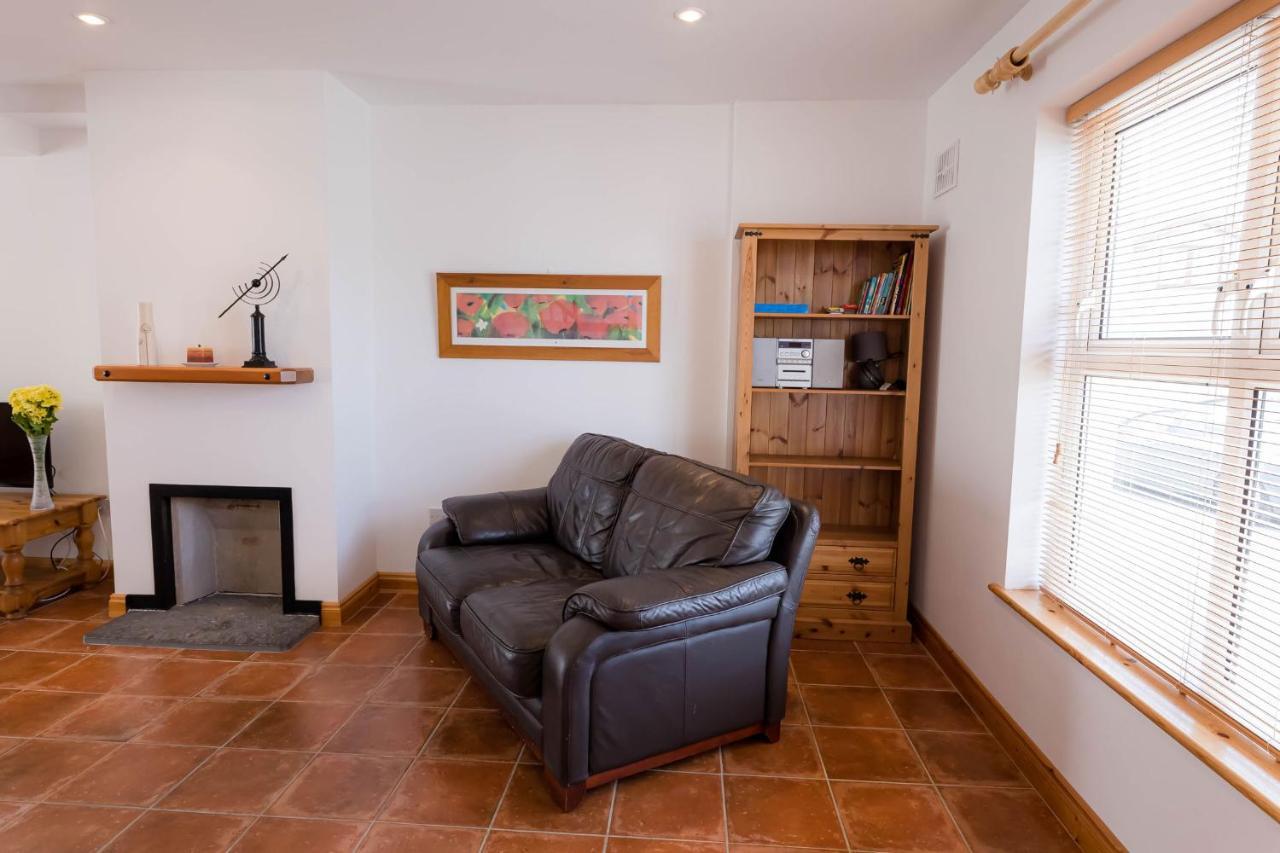 Kilkee Townhouse By Trident Holiday Homes Eksteriør bilde