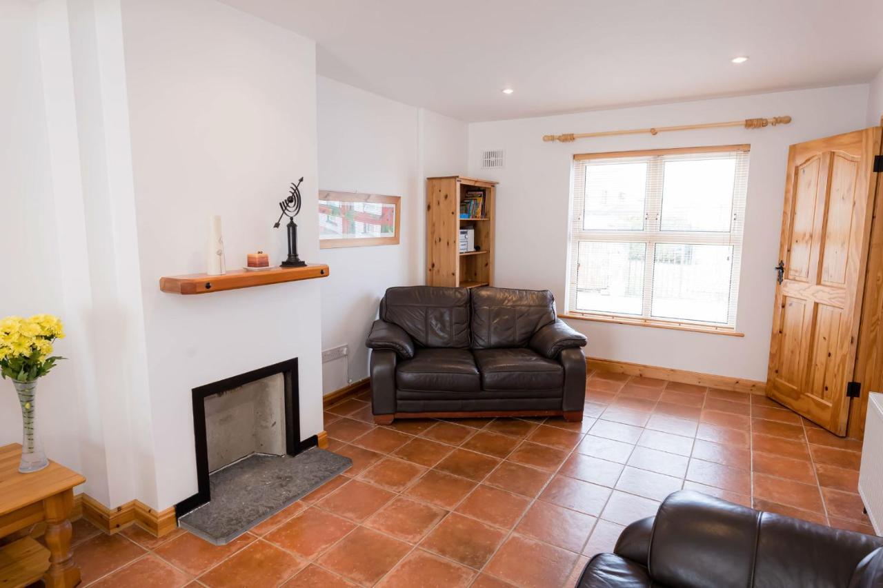 Kilkee Townhouse By Trident Holiday Homes Eksteriør bilde