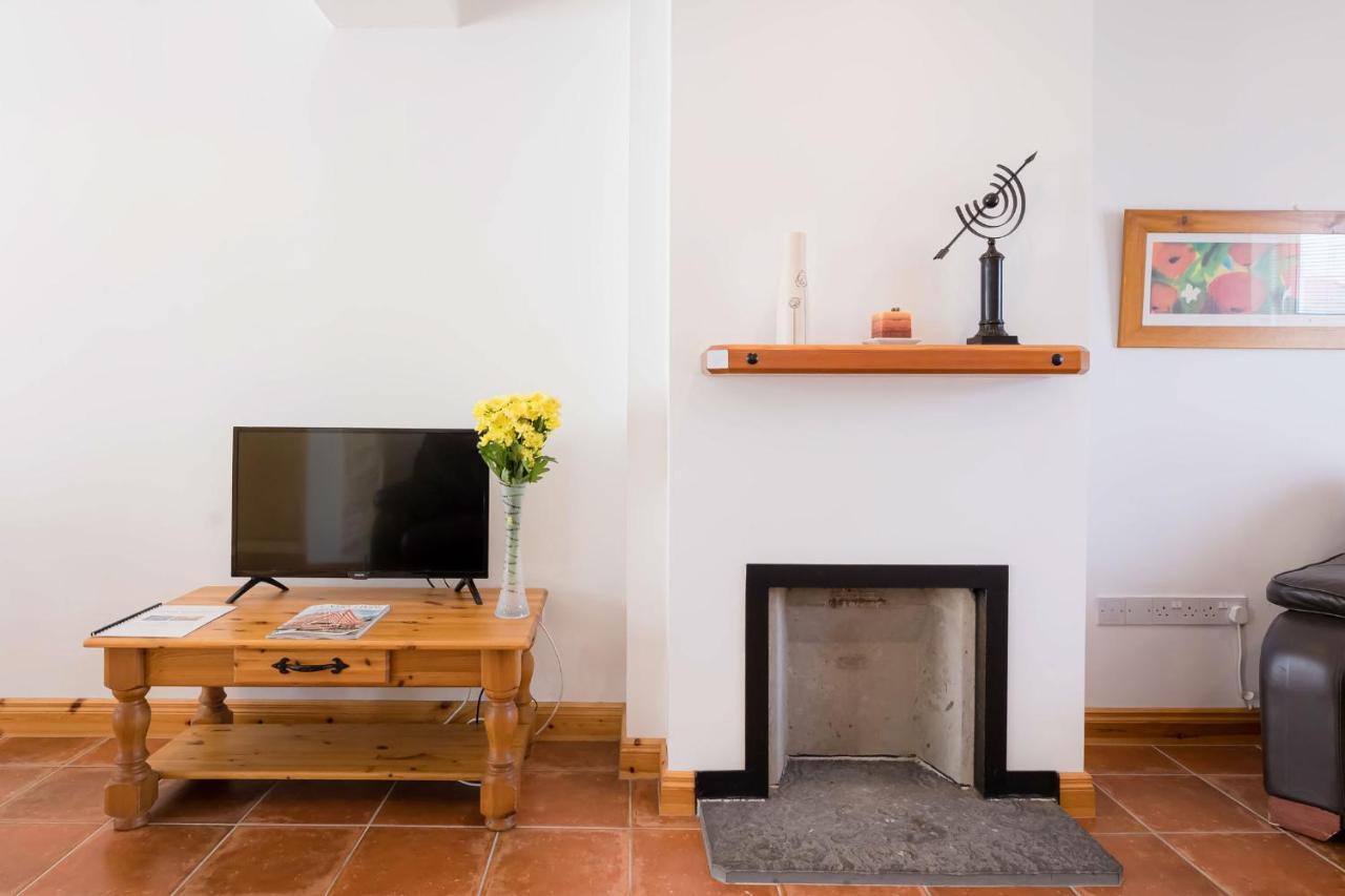 Kilkee Townhouse By Trident Holiday Homes Eksteriør bilde